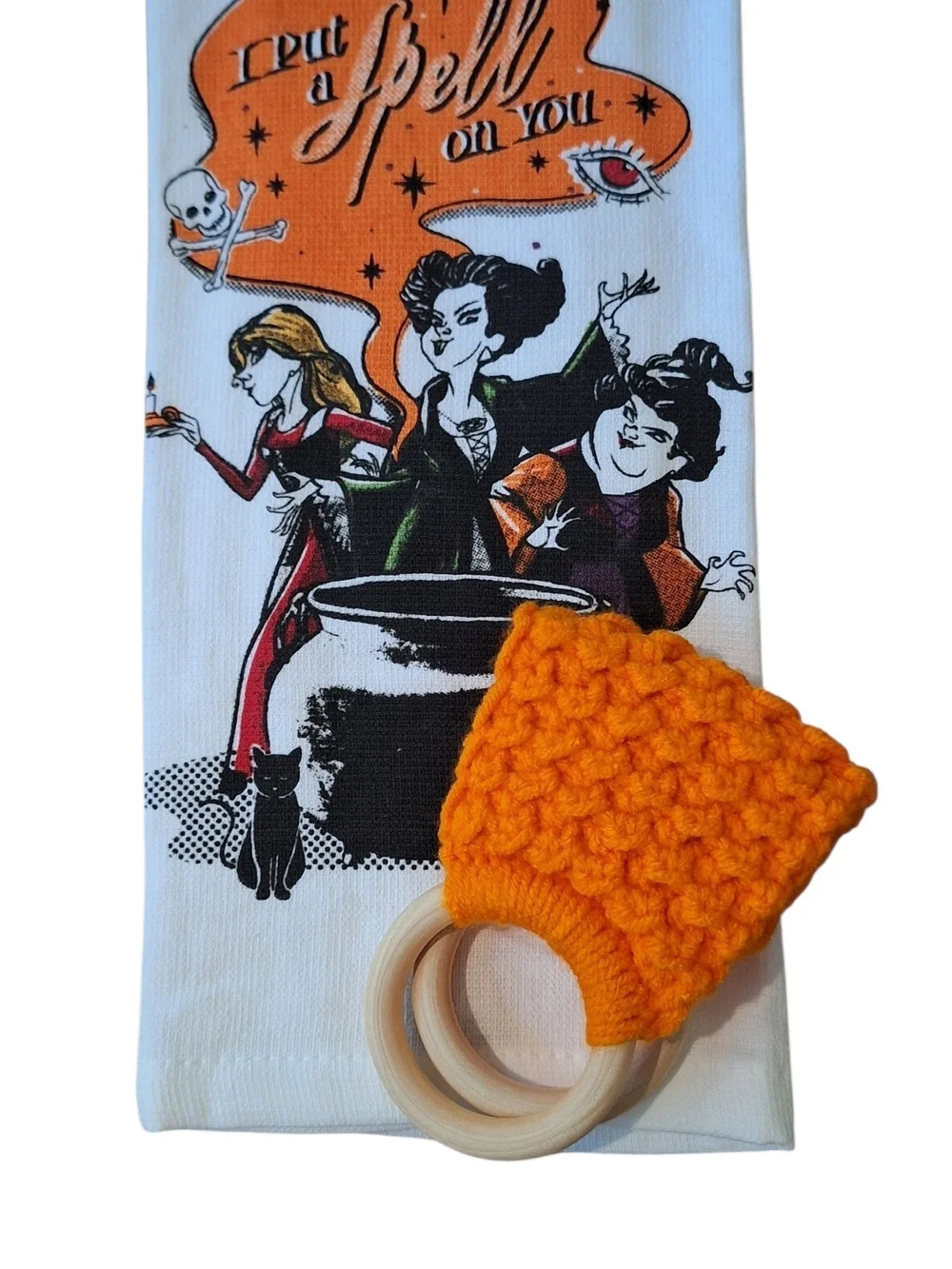 Disney Hocus Pocus Dish Towel & Handmade Crochet Towel Holder NWOT